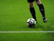 利雅得新月半决赛血战费内巴切，石宇奇砍下6记关键球，全场沸腾